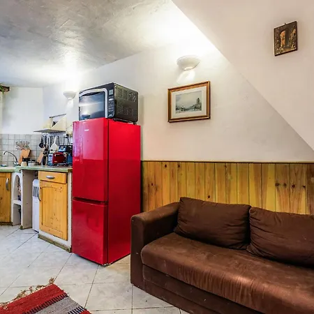 Amazing In With Kitchenette Annot